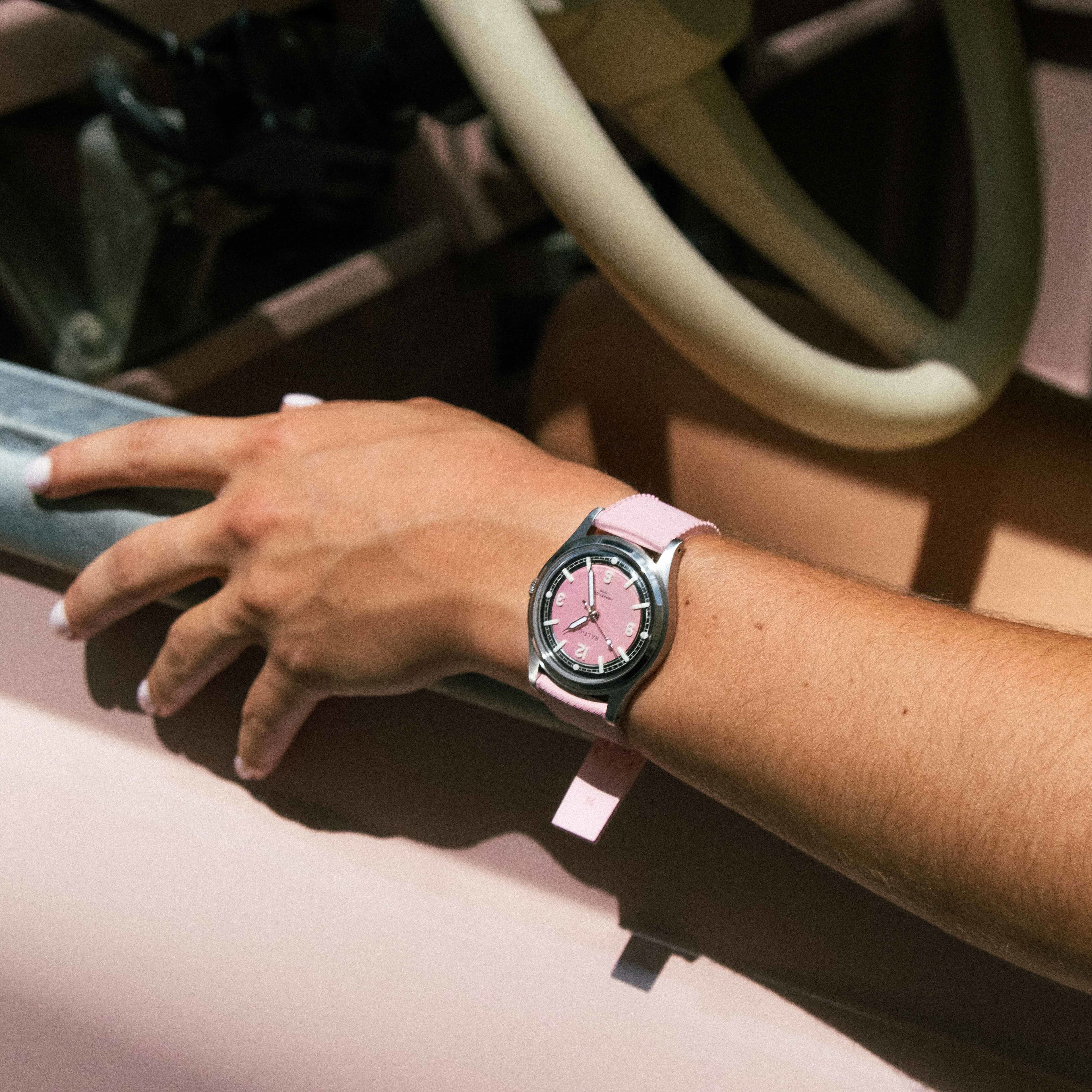 Hermetique Summer Pink | Baltic Watches